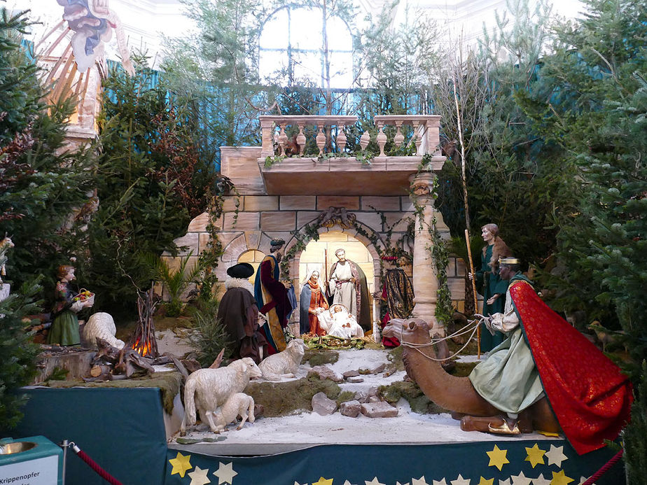 Aussendung der Sternsinger im Hohen Dom zu Fulda (Foto: Karl-Franz Thiede)